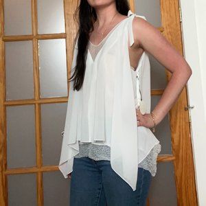 NWT Tularosa Scarf Top in White - M